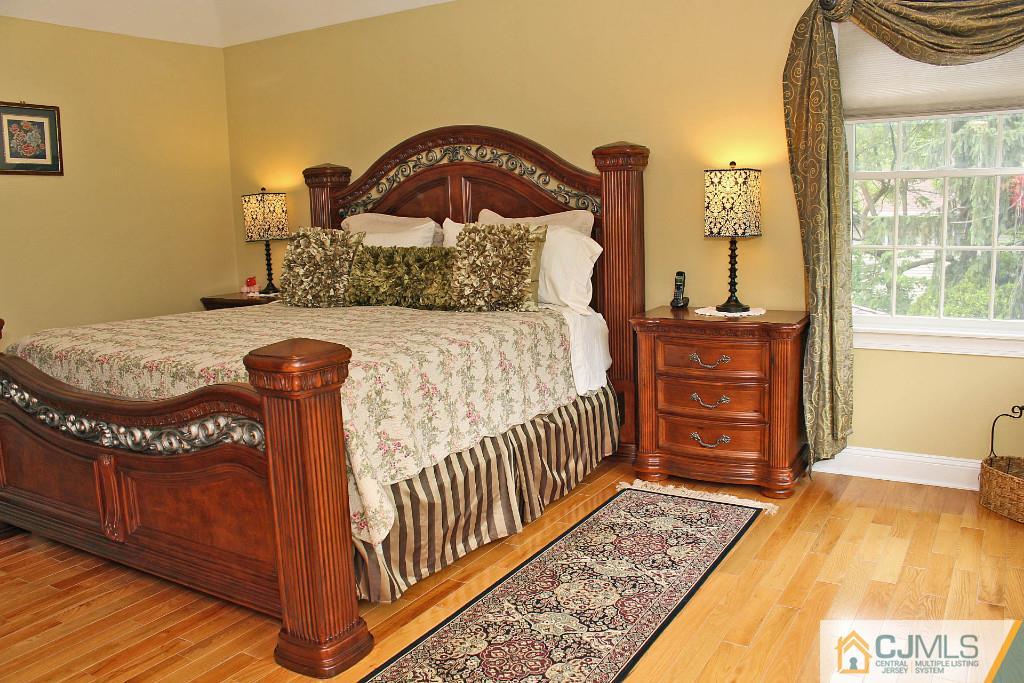 16 Freeman Street Edison, NJ 08820 - Photo 14 of 25 Gallery Image 14