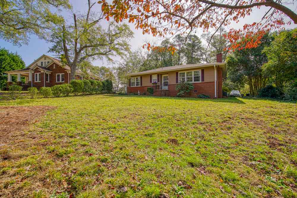 193 East Victoria Road Spartanburg, SC 29301 - Photo 3 of 27 Gallery Image 3