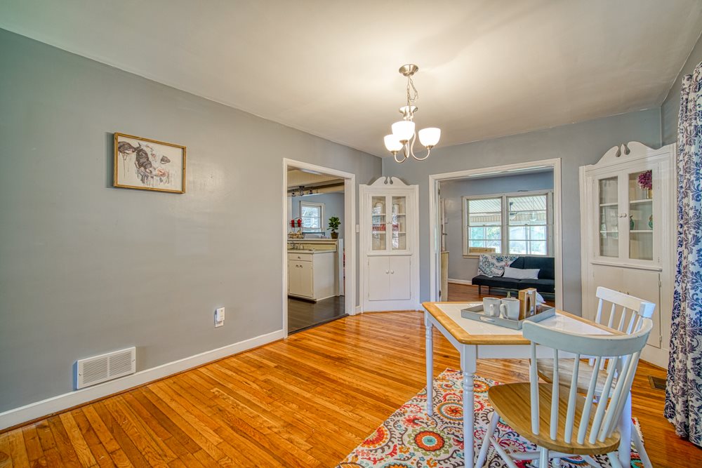 193 East Victoria Road Spartanburg, SC 29301 - Photo 9 of 27 Gallery Image 9