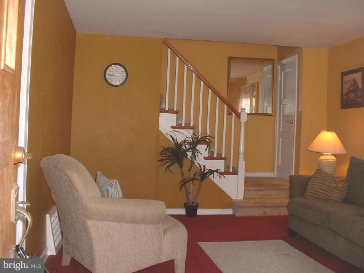 719 Colwell Road Swarthmore, PA 19081 - Photo 4 of 23 Living Room