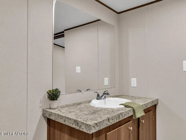 $195,000 | 564 Quail Run Lane, La Follette, TN 37766