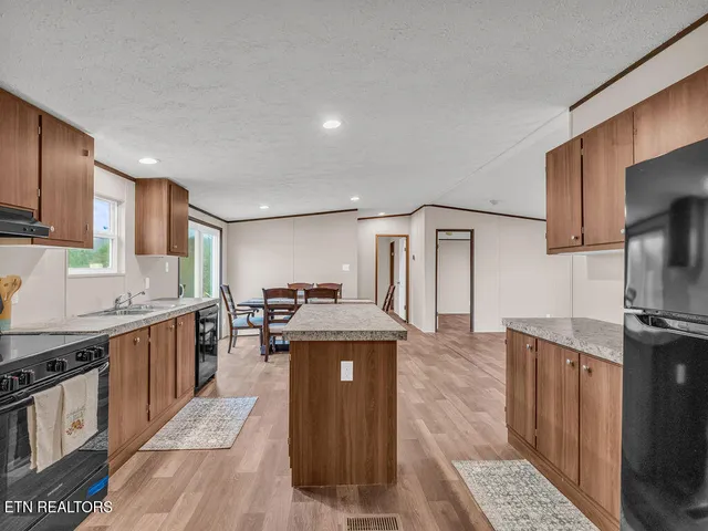 $195,000 | 564 Quail Run Lane, La Follette, TN 37766