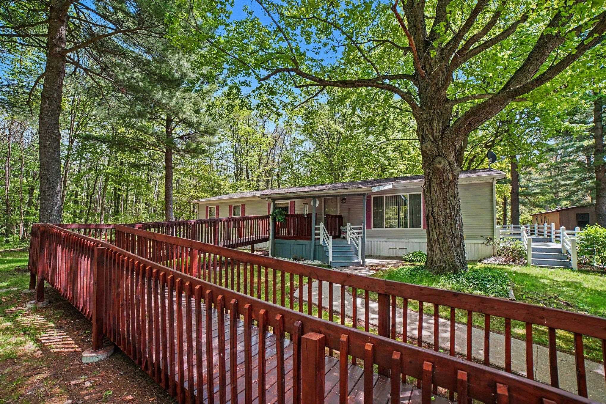 15 Backache Bend Elwell, MI 48832 - Photo 2 of 15