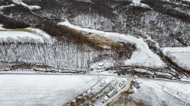 $85,000 | 1763 Johnson Hollow Road, Nebo, IL 62355