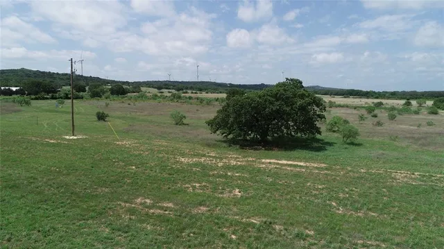 $175,945 | 3 County Road 109, Mingus, TX 76463
