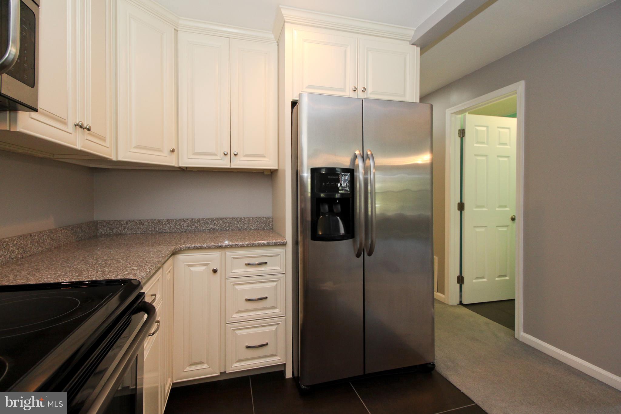641 West Springfield Road, Unit B4 Springfield, PA 19064 - Photo 15 of 30