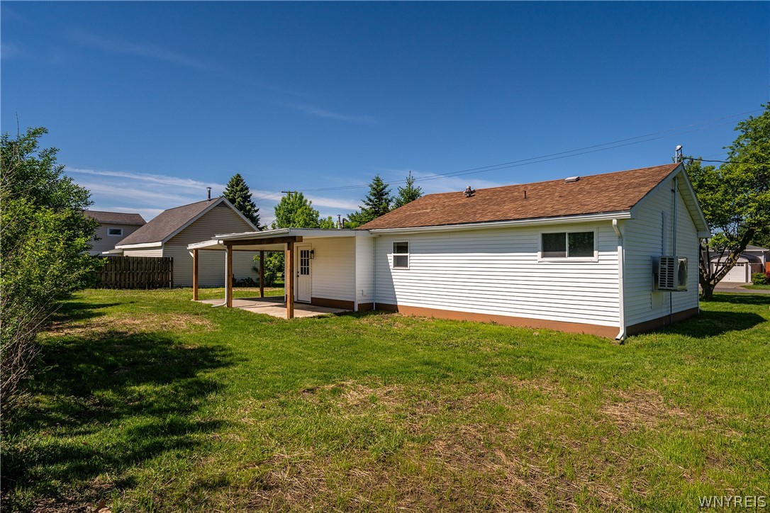 127 Dean Road Cheektowaga, NY 14043 - Photo 8 of 34