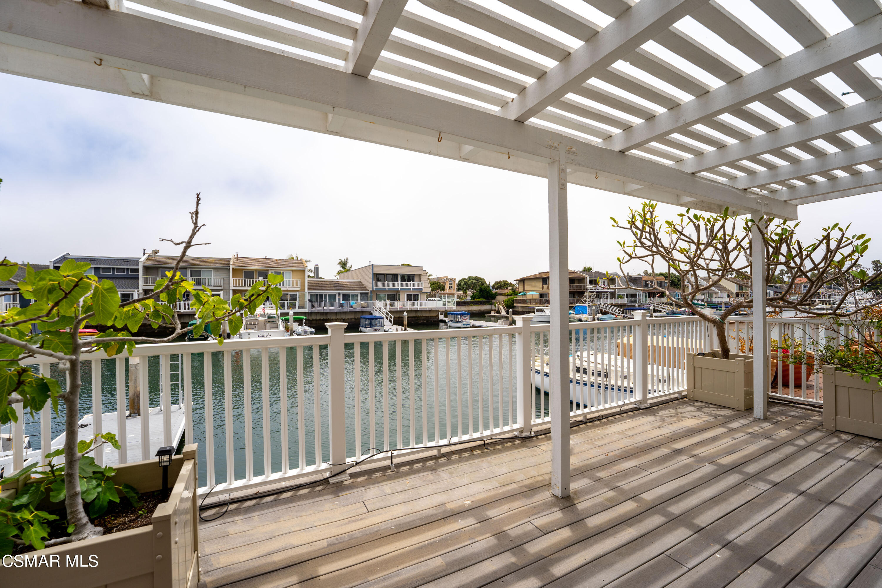 4512 Falkirk Bay Oxnard, CA 93035 - Photo 18 of 40 a view of a balcony with wooden floor