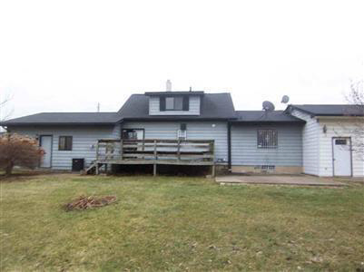 6330 East River Road Flushing, MI 48433 - Photo 8 of 10 20154334-7.JPG
