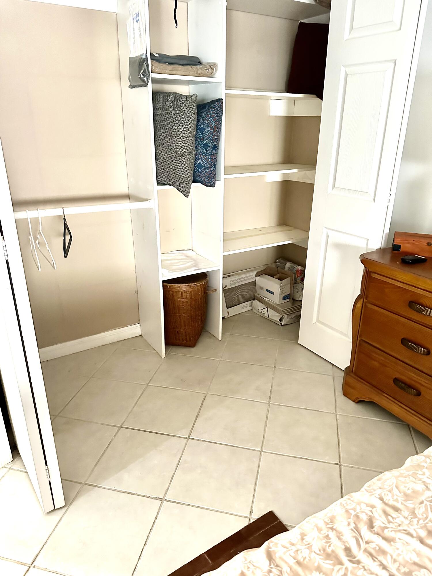 901 North Birch Road, Unit A2 Fort Lauderdale, FL 33304 - Photo 11 of 32 MC CLOSET