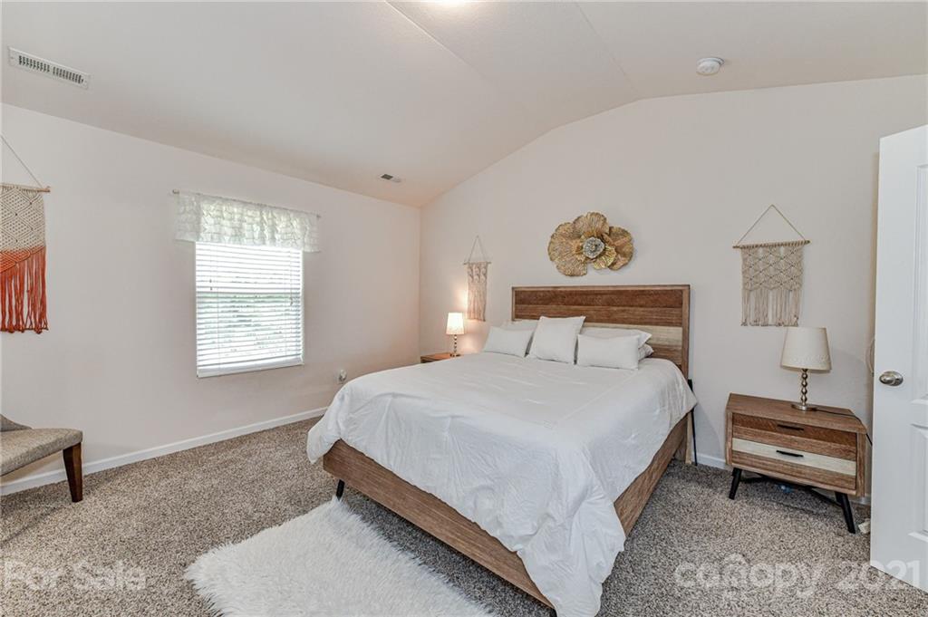 9532 Weikert Road Charlotte, NC 28215 - Photo 22 of 33 Gallery Image 22