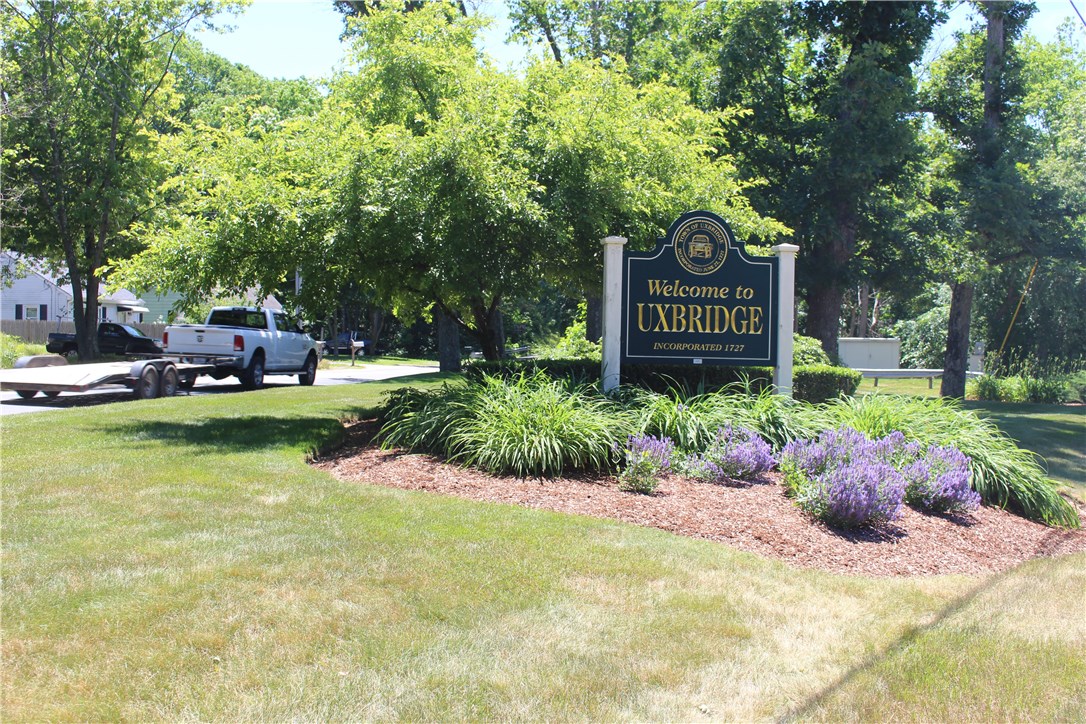 161 Chocolog Road Uxbridge, MA 01569 - Photo 37 of 37 Welcome to Uxbridge!