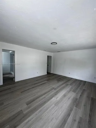 $2,595 | 11840 Northeast 19th Drive, Unit 19, North Miami, FL 33181