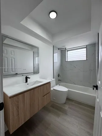 $2,595 | 11840 Northeast 19th Drive, Unit 19, North Miami, FL 33181