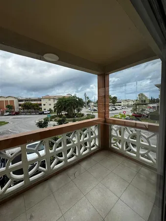$2,595 | 11840 Northeast 19th Drive, Unit 19, North Miami, FL 33181