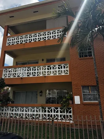 $2,595 | 11840 Northeast 19th Drive, Unit 19, North Miami, FL 33181