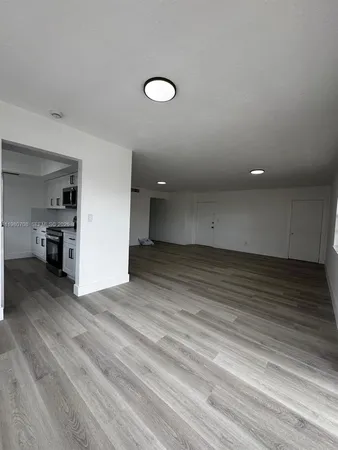 $2,595 | 11840 Northeast 19th Drive, Unit 19, North Miami, FL 33181