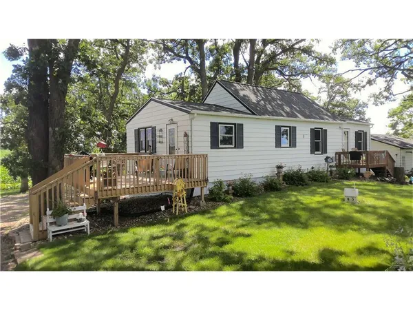 $214,900 | 78665 County Road 46, Albert Lea, MN 56007