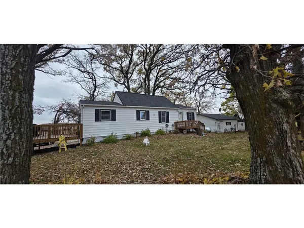 $214,900 | 78665 County Road 46, Albert Lea, MN 56007