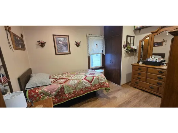 $214,900 | 78665 County Road 46, Albert Lea, MN 56007