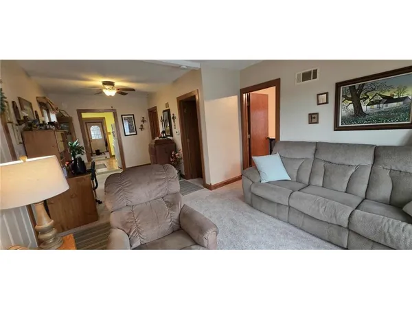 $214,900 | 78665 County Road 46, Albert Lea, MN 56007