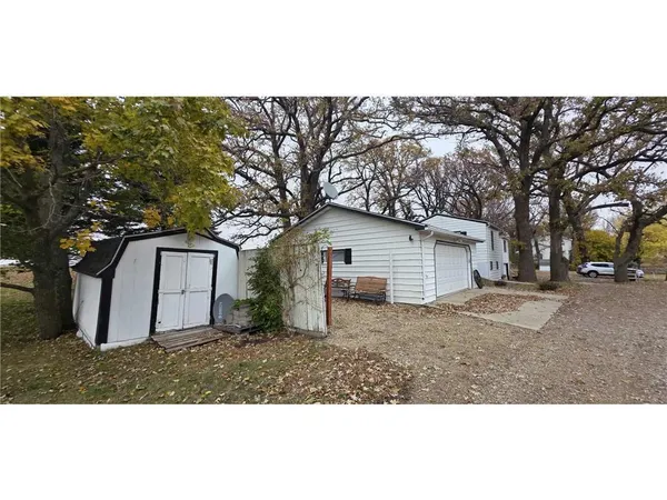 $214,900 | 78665 County Road 46, Albert Lea, MN 56007