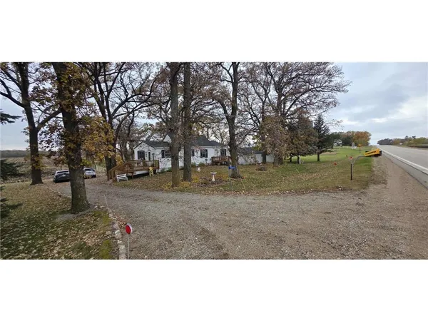 $214,900 | 78665 County Road 46, Albert Lea, MN 56007