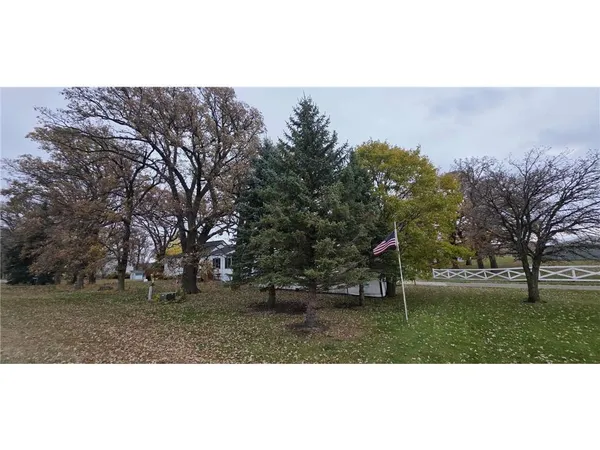 $214,900 | 78665 County Road 46, Albert Lea, MN 56007