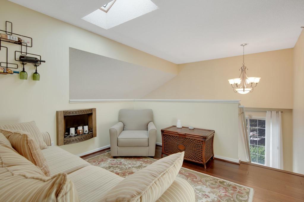 8559 Cortland Road Eden Prairie, MN 55344 - Photo 16 of 27