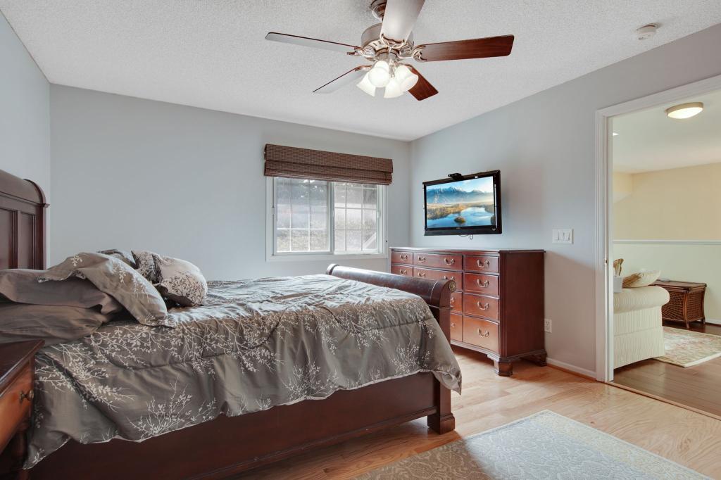 8559 Cortland Road Eden Prairie, MN 55344 - Photo 19 of 27