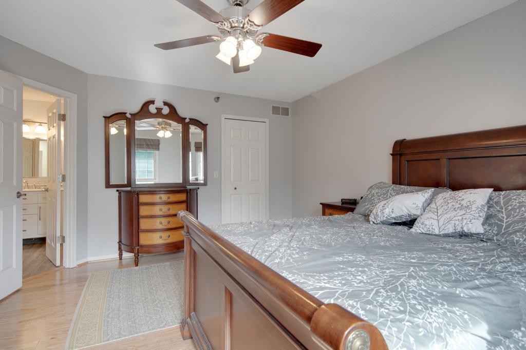 8559 Cortland Road Eden Prairie, MN 55344 - Photo 20 of 27