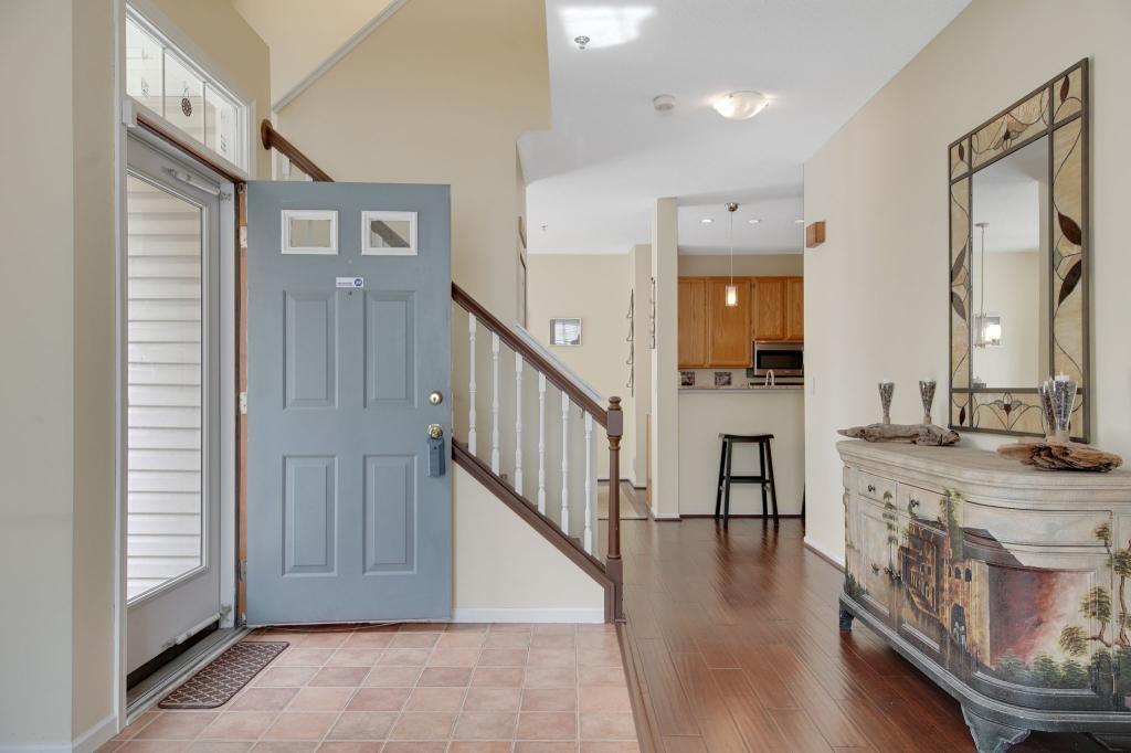 8559 Cortland Road Eden Prairie, MN 55344 - Photo 7 of 27