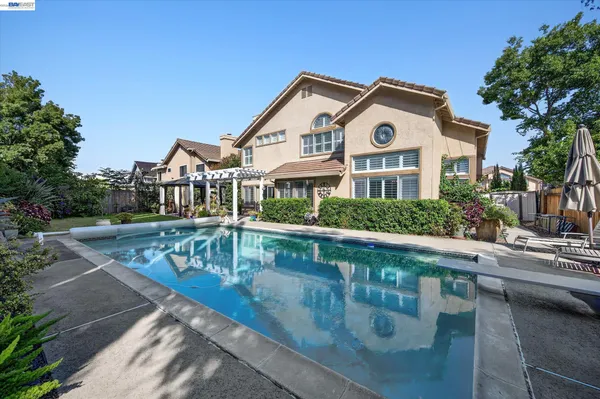 $739,950 | 5140 Carriage Way, Antioch, CA 94531