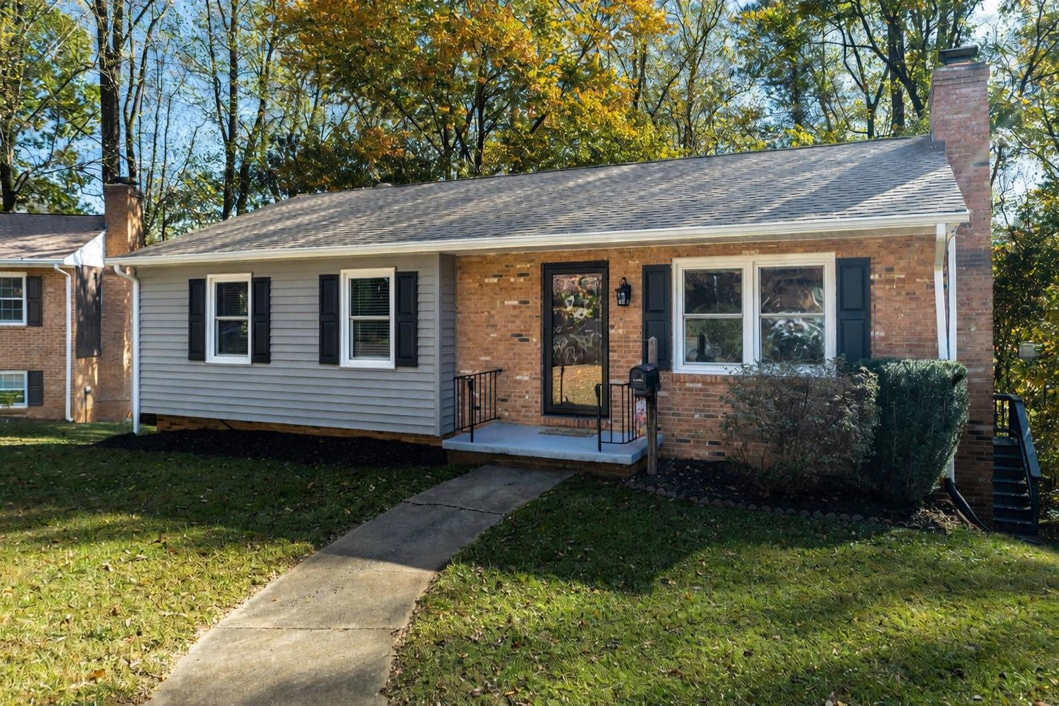 1018 Glendale Road Charlottesville, VA 22901 - Photo 3 of 38 Gallery Image 3