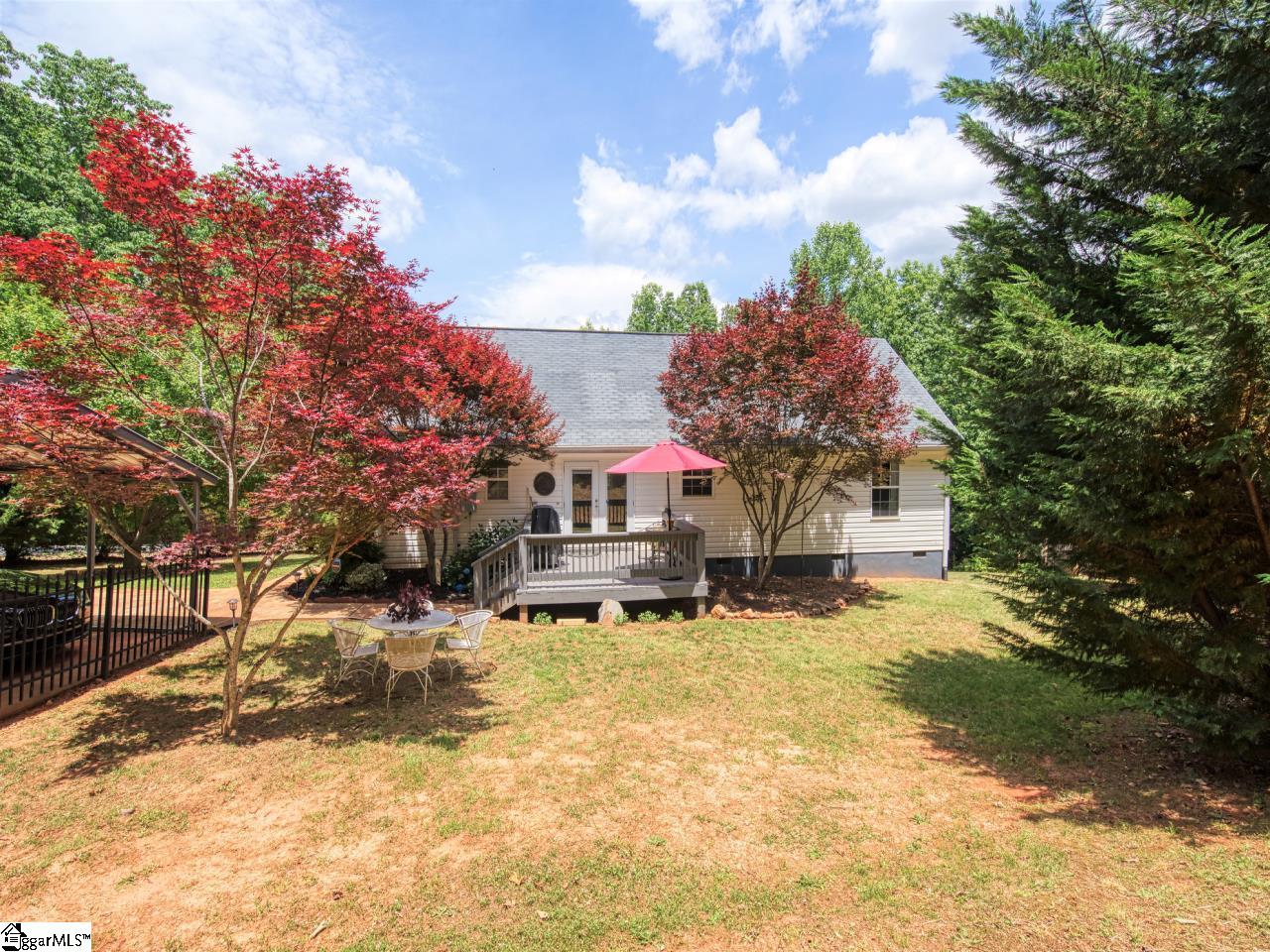 534 Pleasant View Road Pickens, SC 29671 - Photo 12 of 35