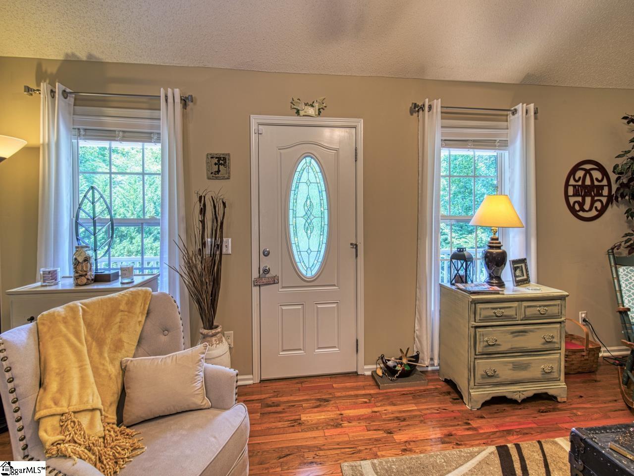 534 Pleasant View Road Pickens, SC 29671 - Photo 14 of 35