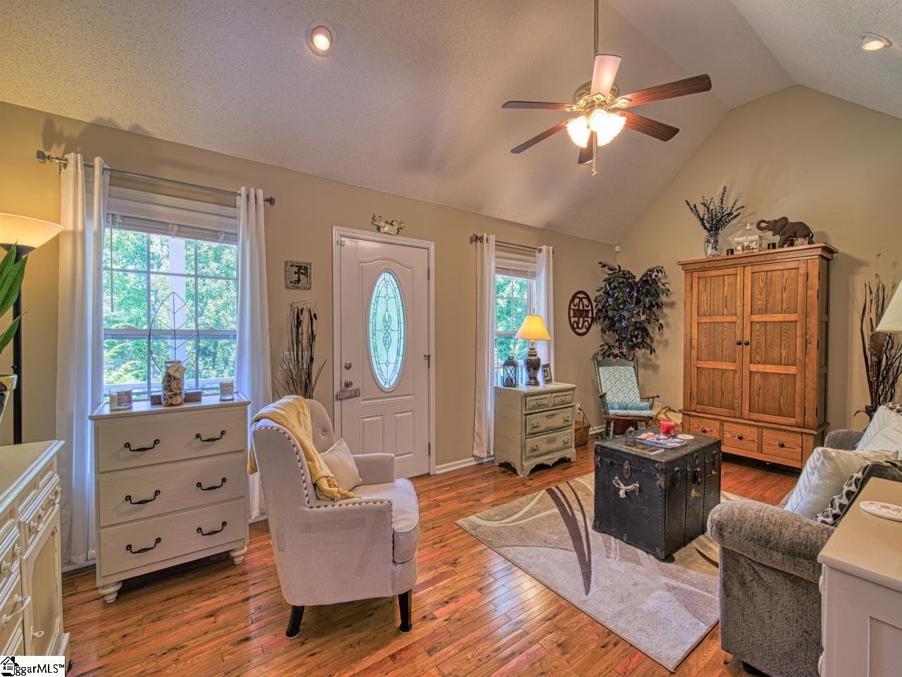 534 Pleasant View Road Pickens, SC 29671 - Photo 15 of 35