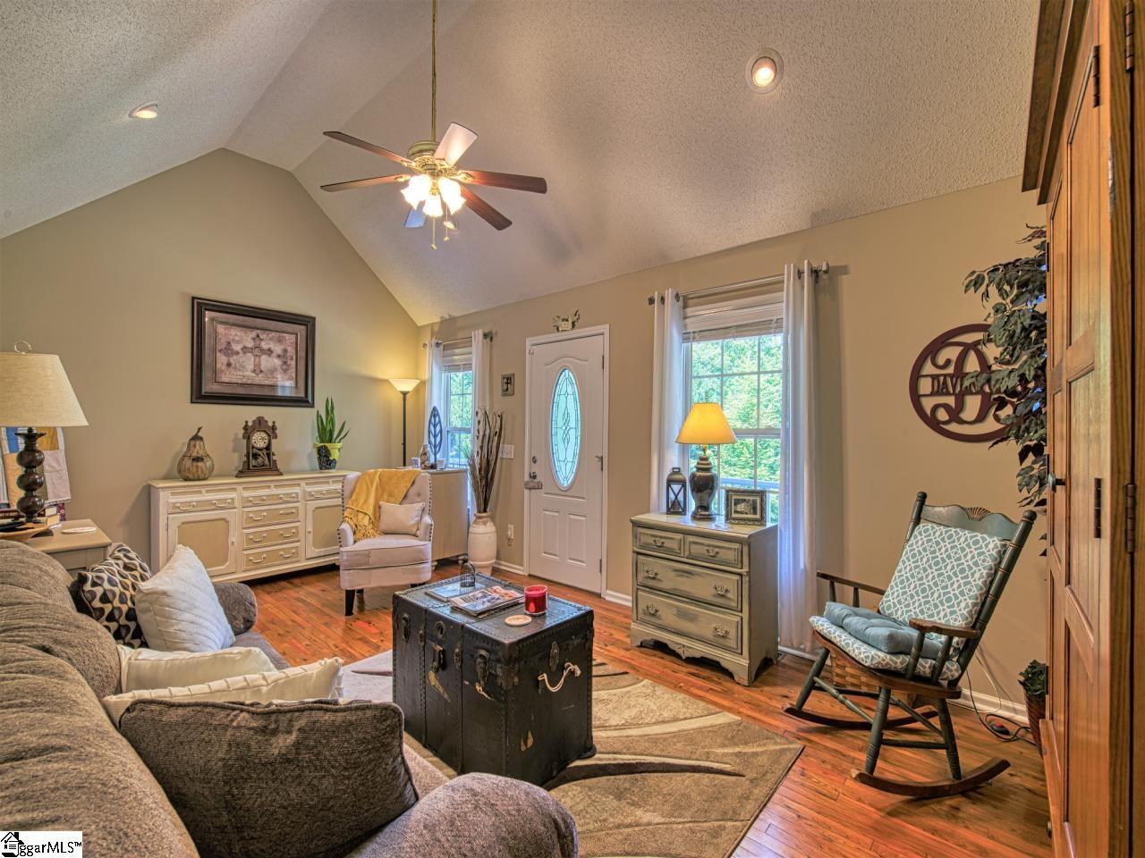534 Pleasant View Road Pickens, SC 29671 - Photo 16 of 35