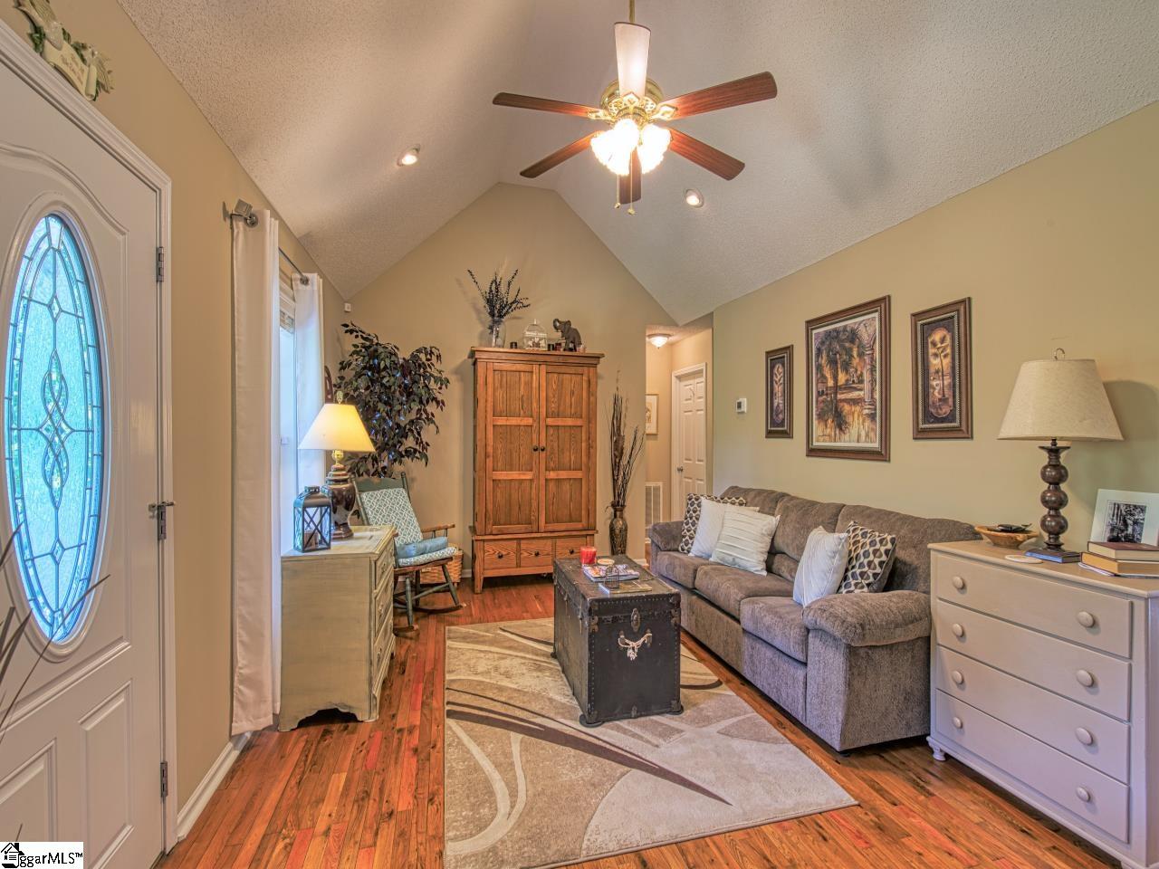 534 Pleasant View Road Pickens, SC 29671 - Photo 17 of 35