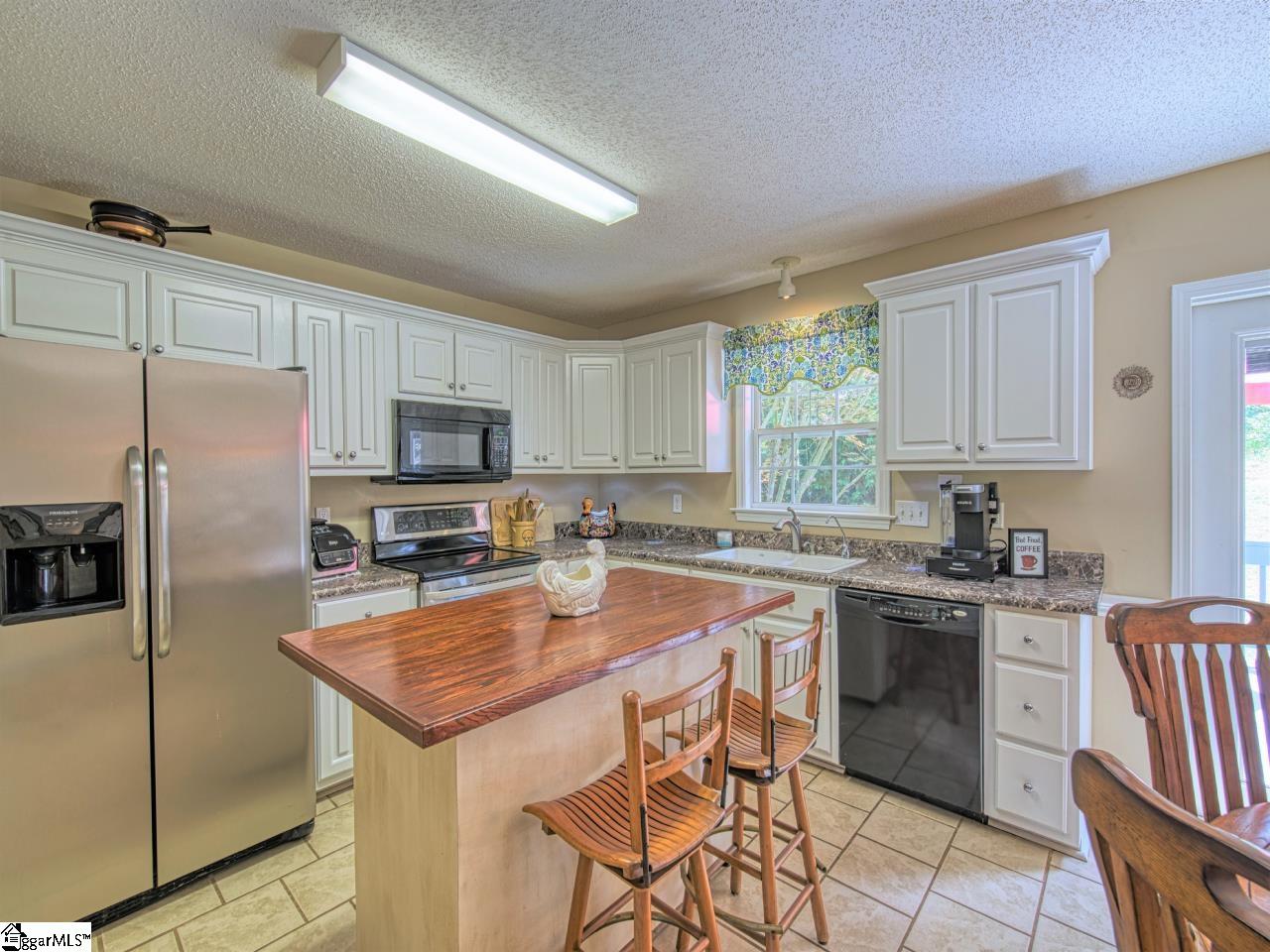 534 Pleasant View Road Pickens, SC 29671 - Photo 31 of 35
