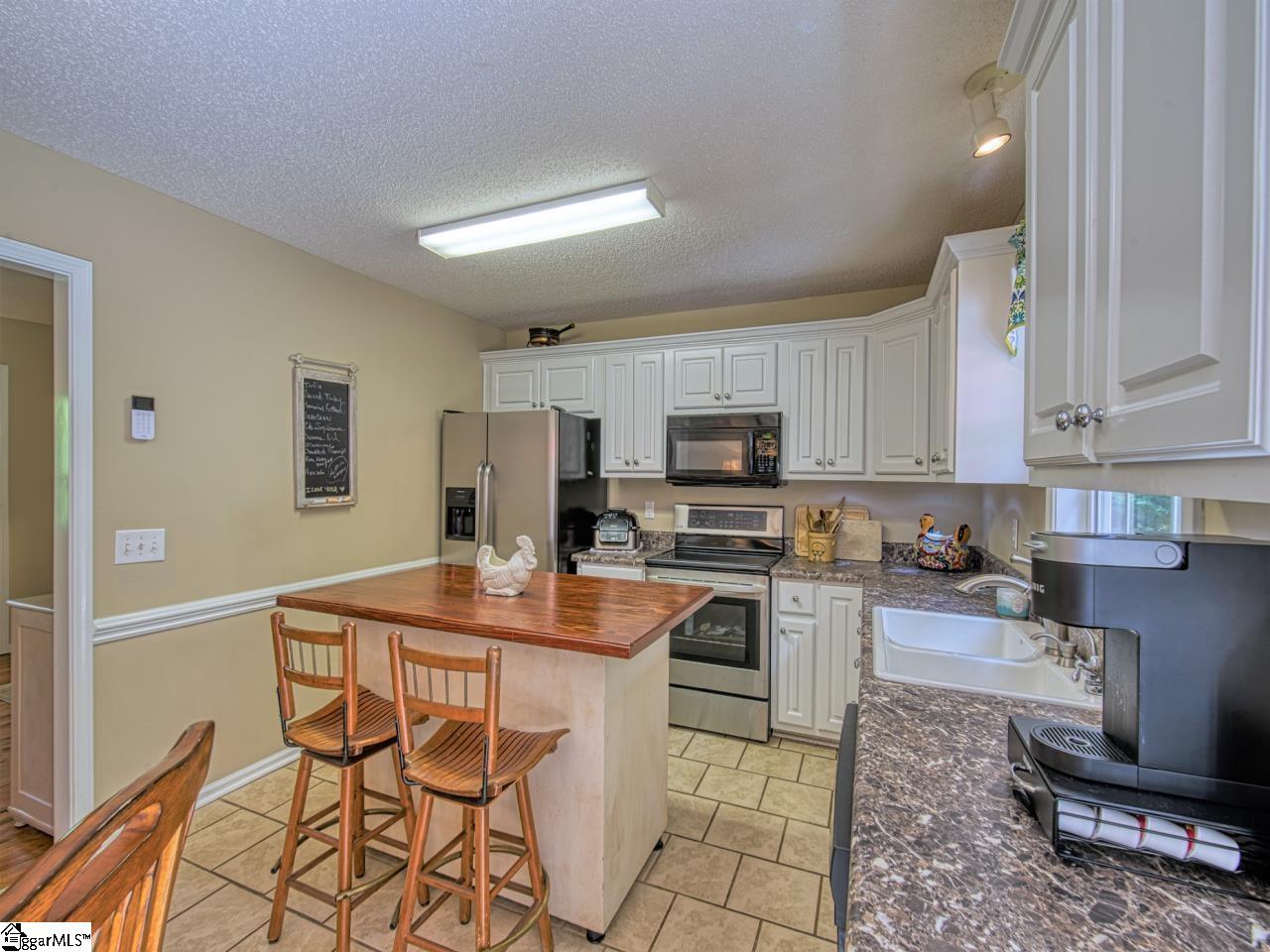 534 Pleasant View Road Pickens, SC 29671 - Photo 33 of 35