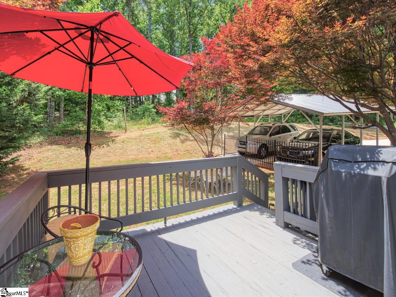 534 Pleasant View Road Pickens, SC 29671 - Photo 9 of 35