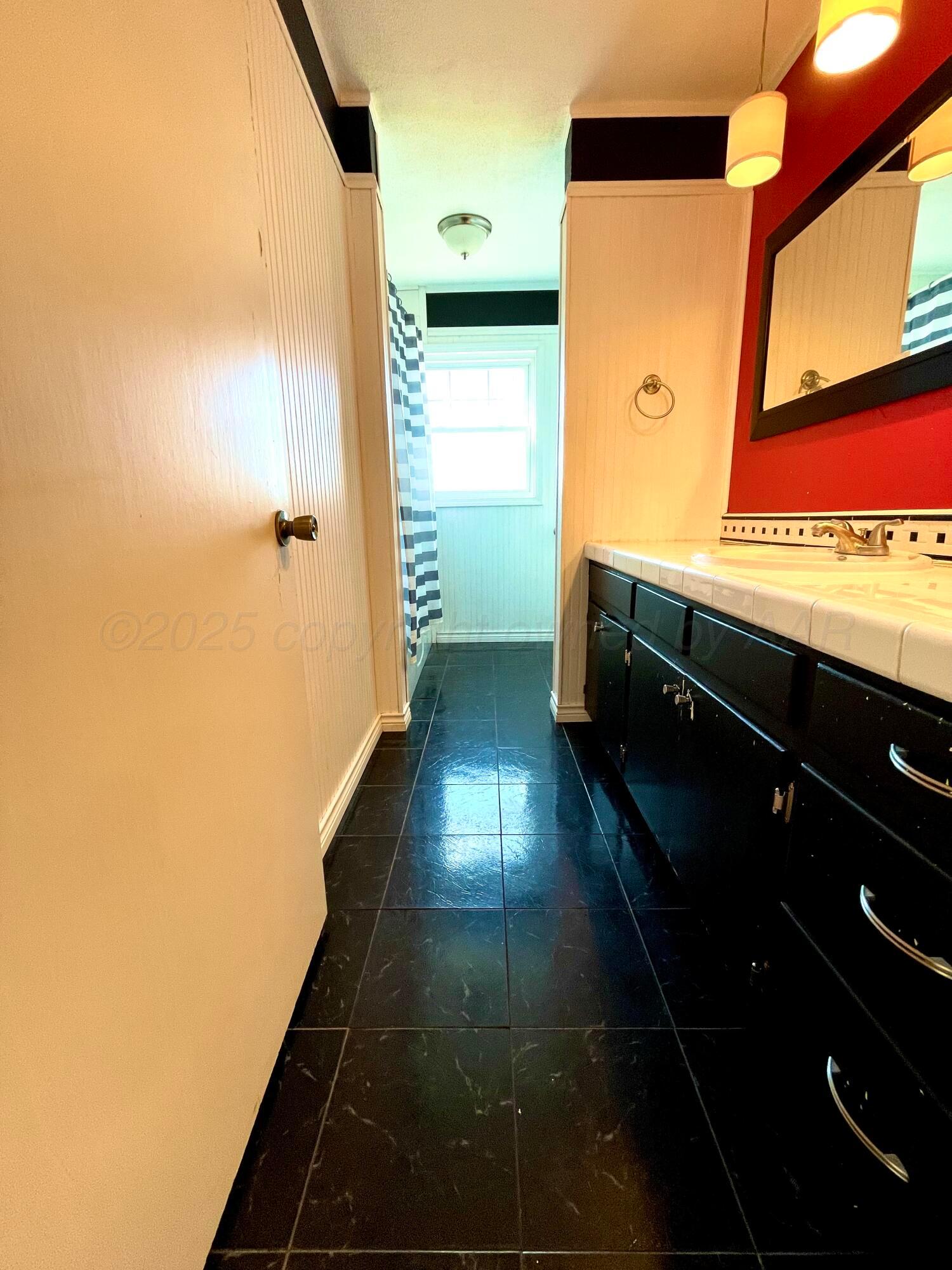 253 Fm 378 Silverton, TX 79257 - Photo 14 of 18 a view of gallery