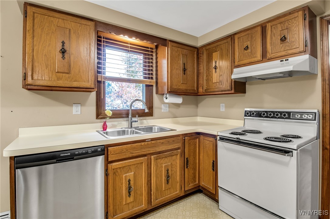 705 Powell Lane Lewiston, NY 14092 - Photo 19 of 50