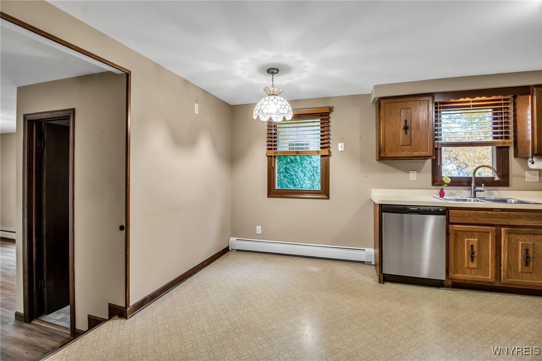 705 Powell Lane Lewiston, NY 14092 - Photo 20 of 50