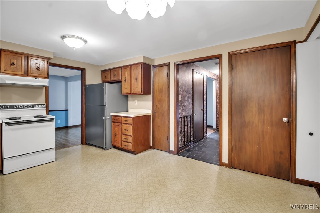 705 Powell Lane Lewiston, NY 14092 - Photo 21 of 50