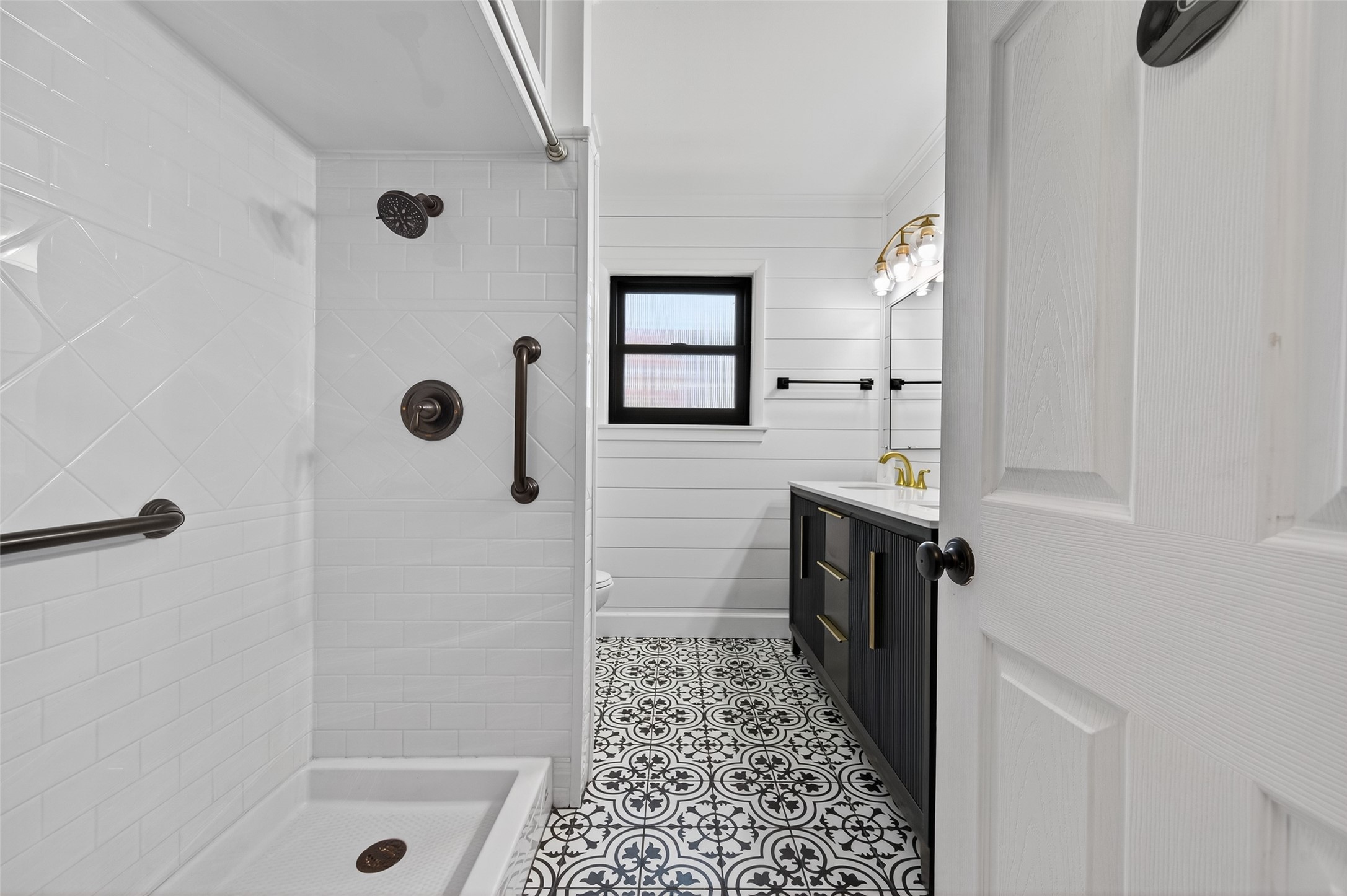 302 West Stone Street Brenham, TX 77833 - Photo 19 of 28 Completely remodeled bath