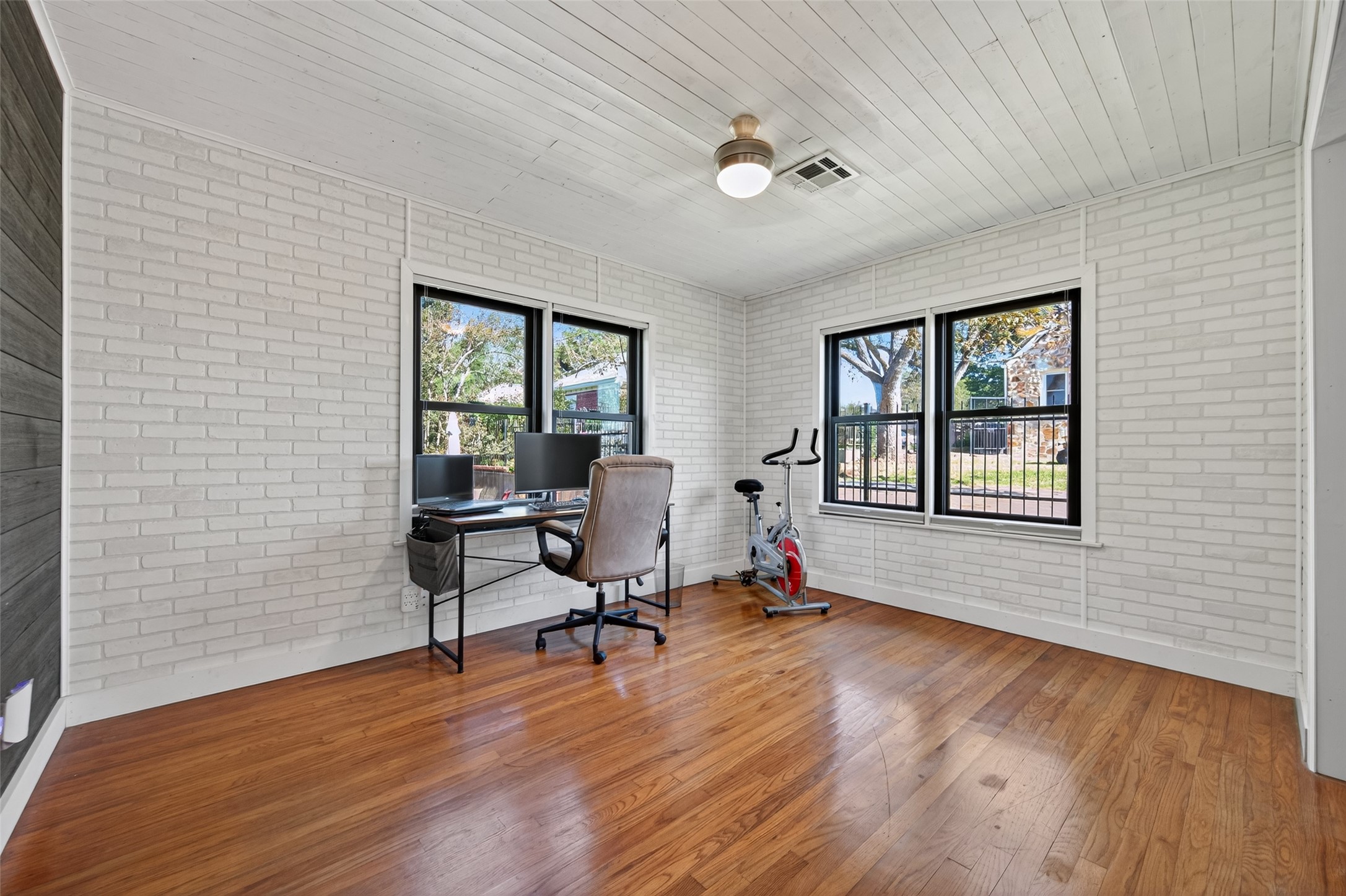 302 West Stone Street Brenham, TX 77833 - Photo 22 of 28 3rd Bedroom / office over looks the backyard