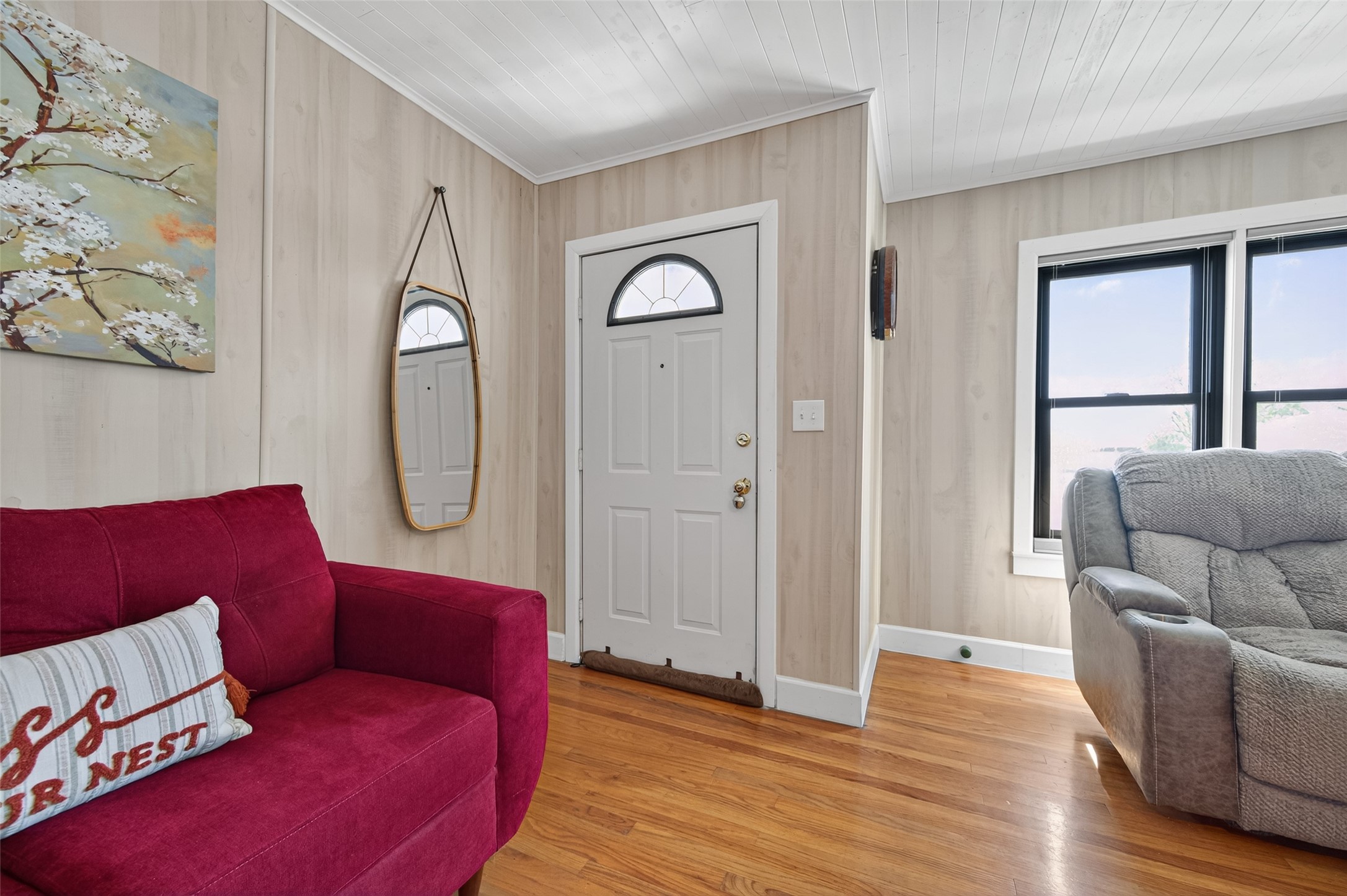 302 West Stone Street Brenham, TX 77833 - Photo 5 of 28 Step inside:)