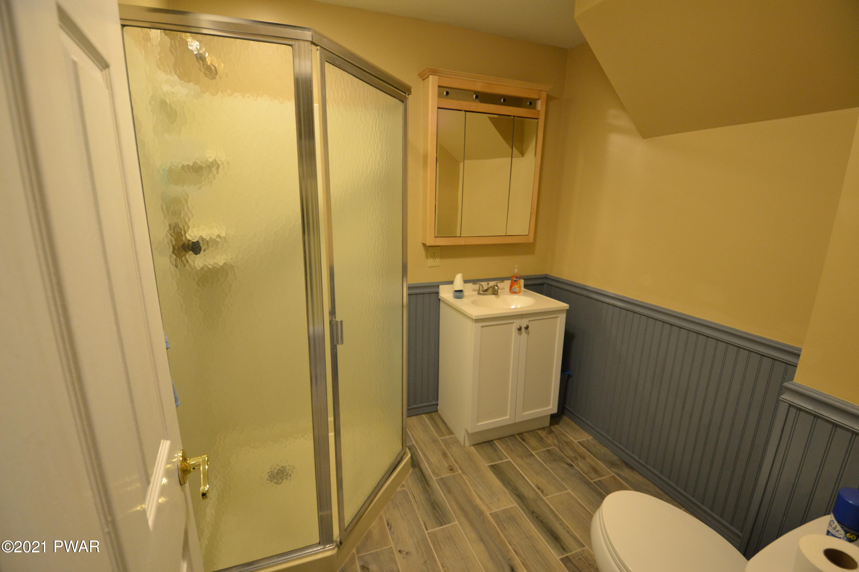 109 Roundhill Road Dingmans Ferry, PA 18328 - Photo 19 of 33 FINISHED BASEMENT BATH